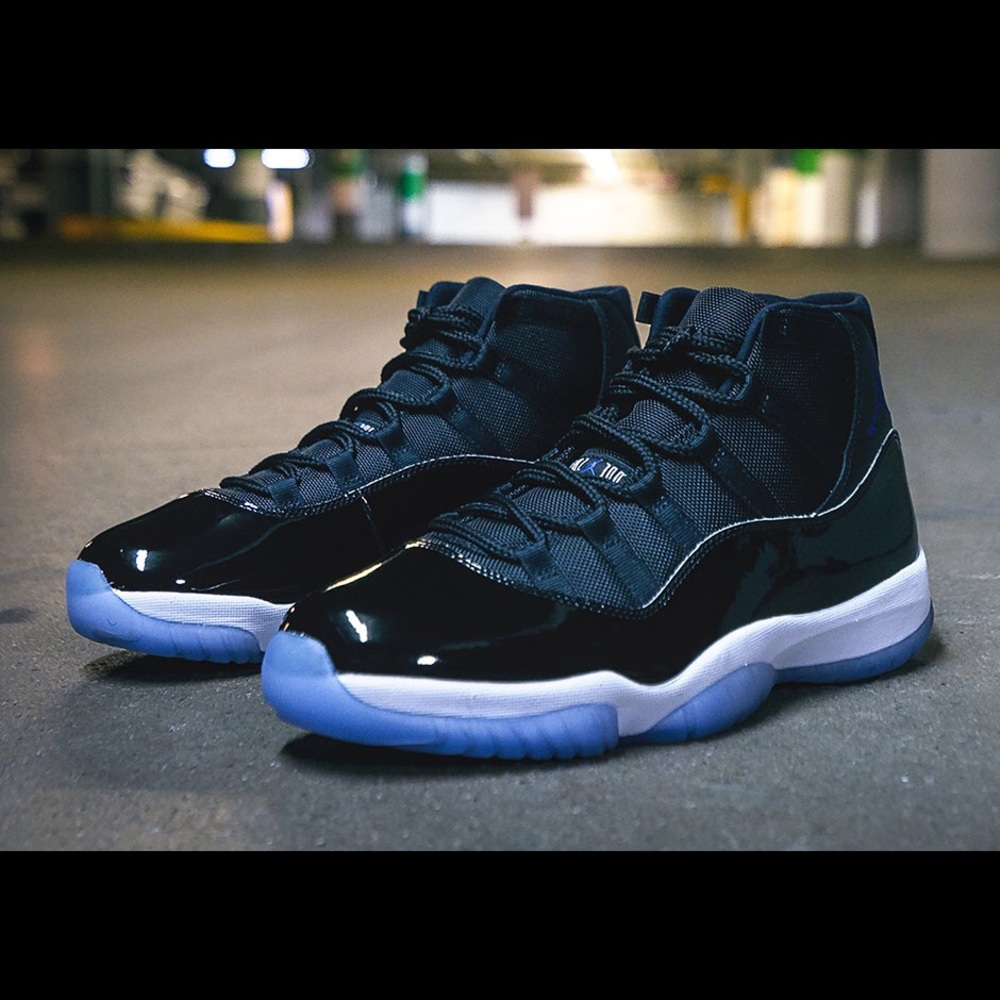Jordan 11 Space Jam - Picture 2 of 2